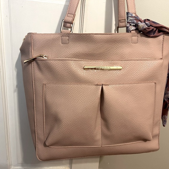 NWT Steve Madden Blush Tote Handbag (includes insert, scarf, & longer handle) - Picture 11 of 13
